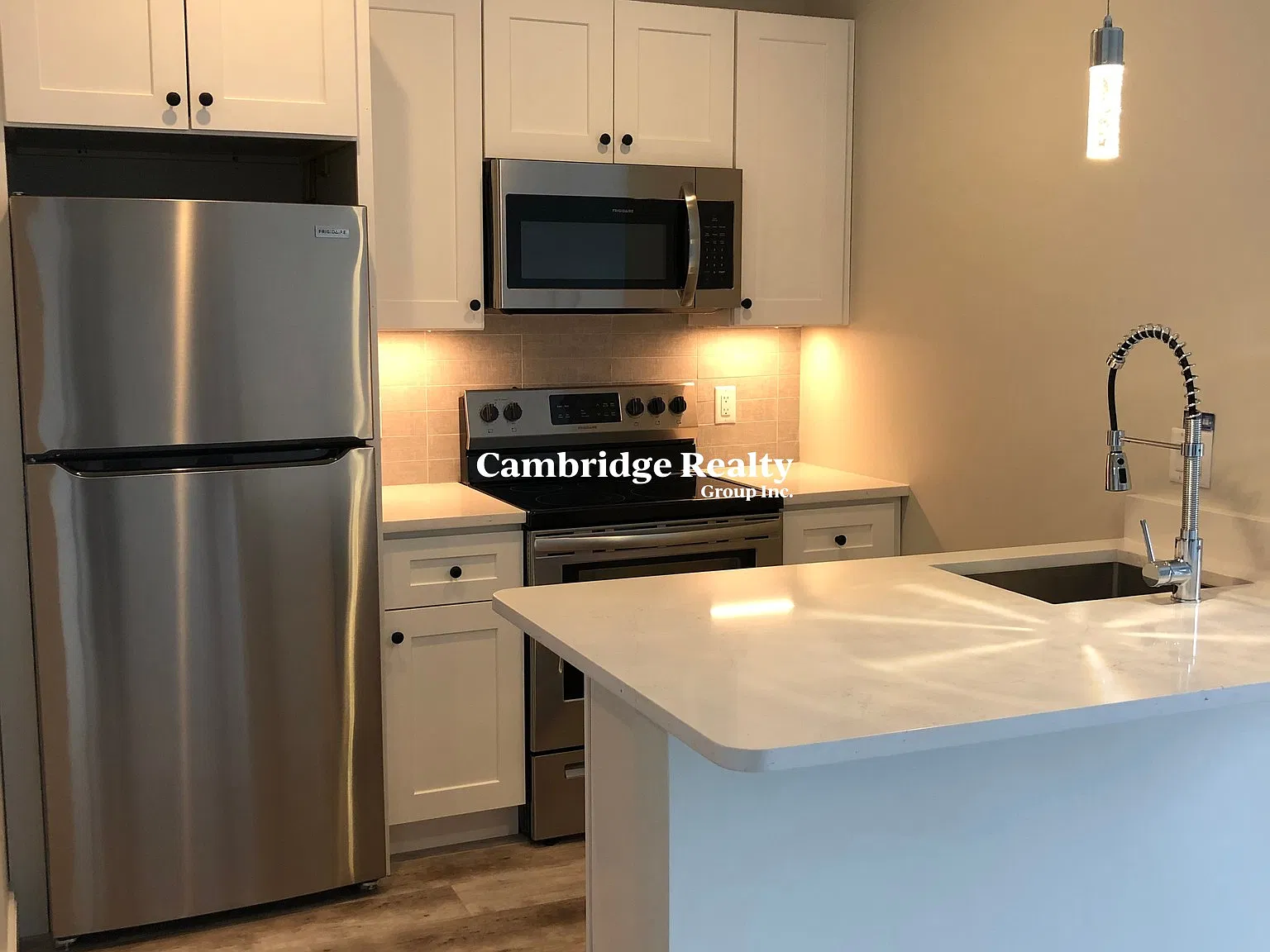 1 bed, 1.0 bath, 500 sqft, $3,100 — Photo 1