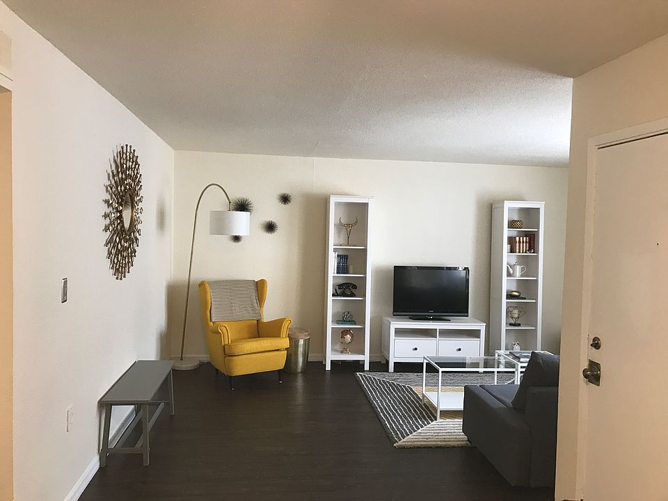 1st image of 1474 Santa Anita Dr APT D