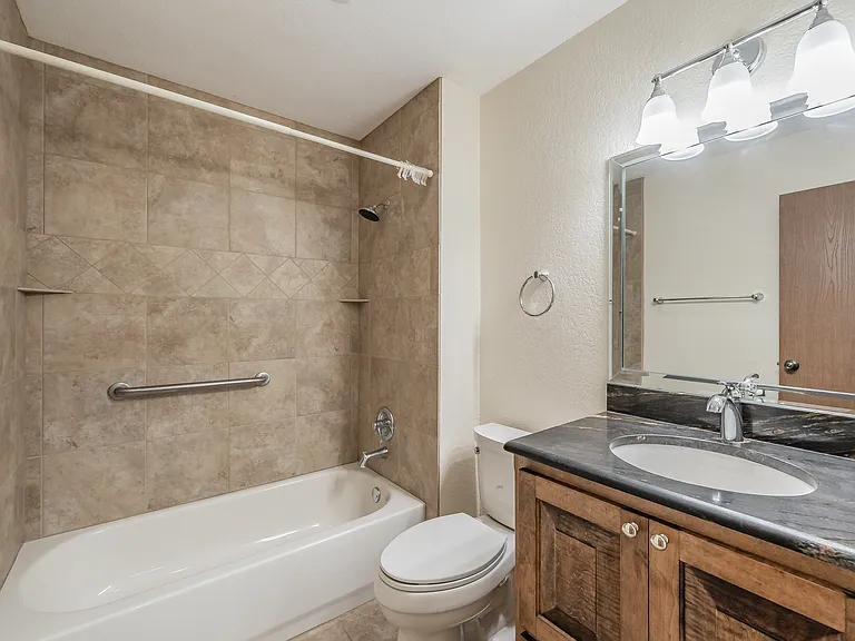 3609 Spring Meadow Ln — Photo 9