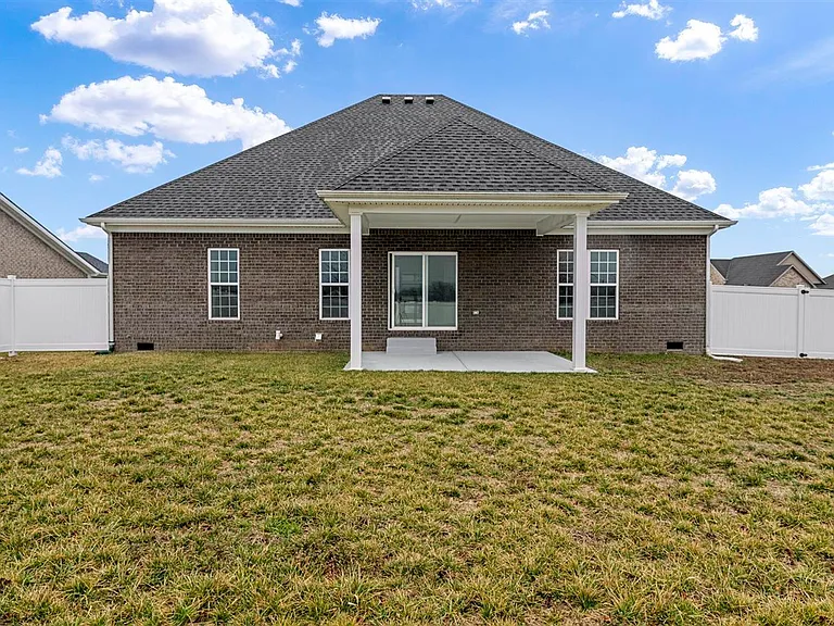 691 Denver Ln — Photo 31