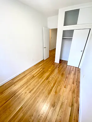 Rented by Bond New York | media 5