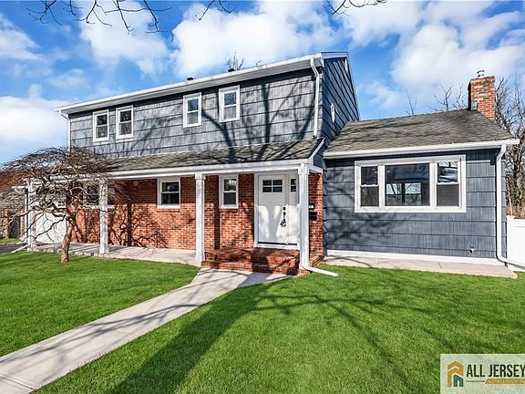 5th image of 27 Sheppard Pl