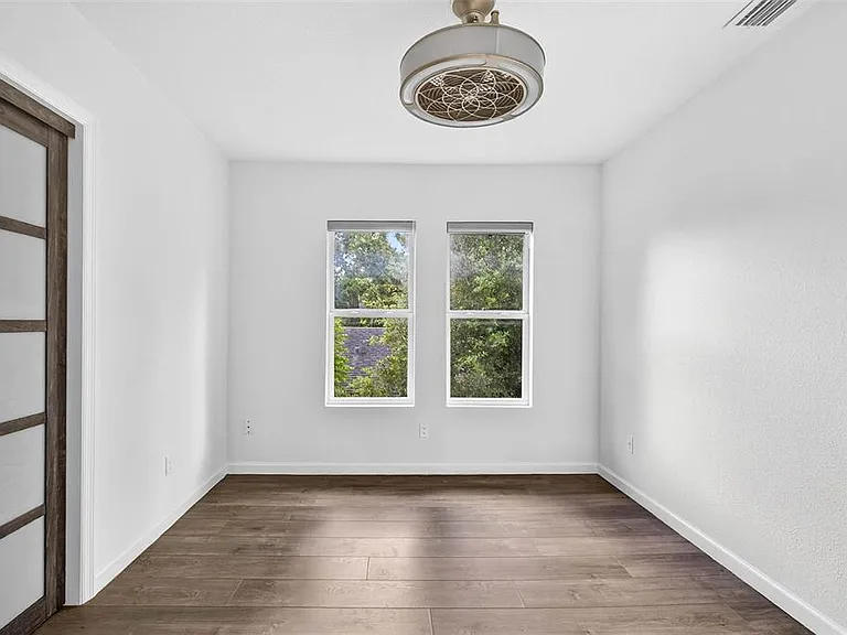 809 E Baker St #A — Photo 16