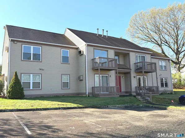 226 Laurel Street #11, East Haven, CT 06512