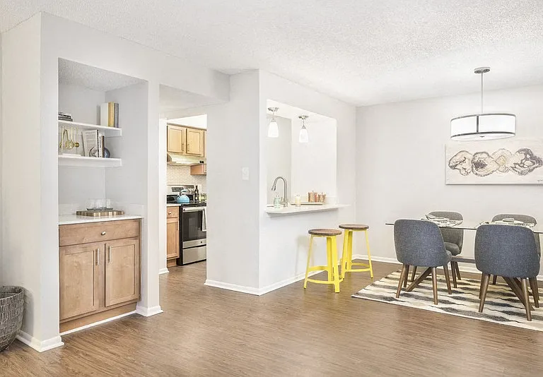 Sawyer Flats — Photo 45