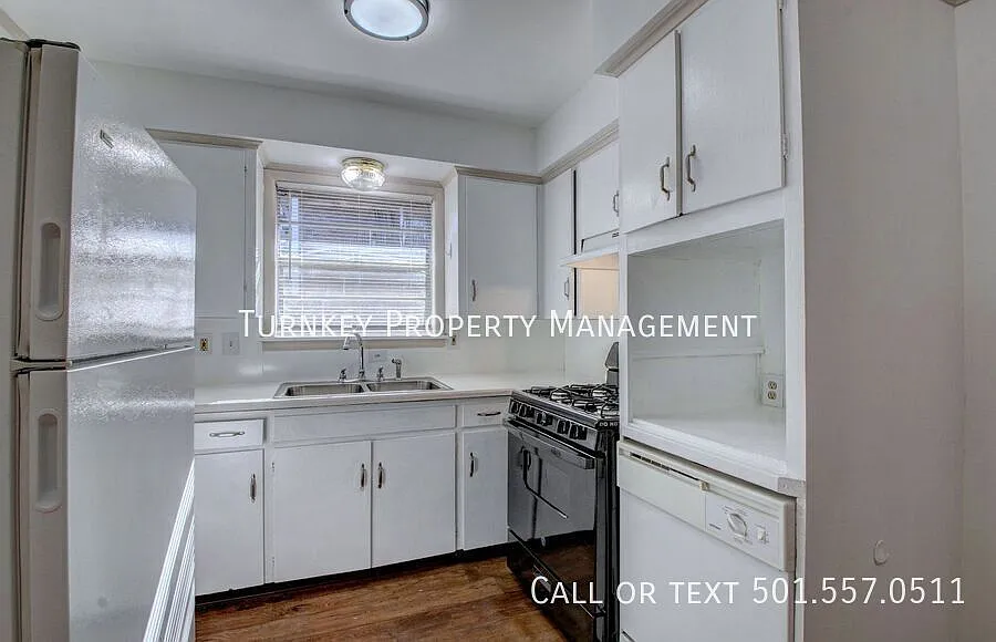 5604 B St — Photo 2