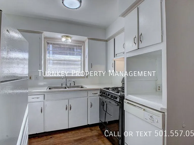 5604 B St — Photo 2