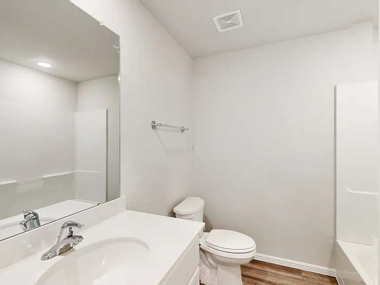 1817 Grassland Dr — Photo 18