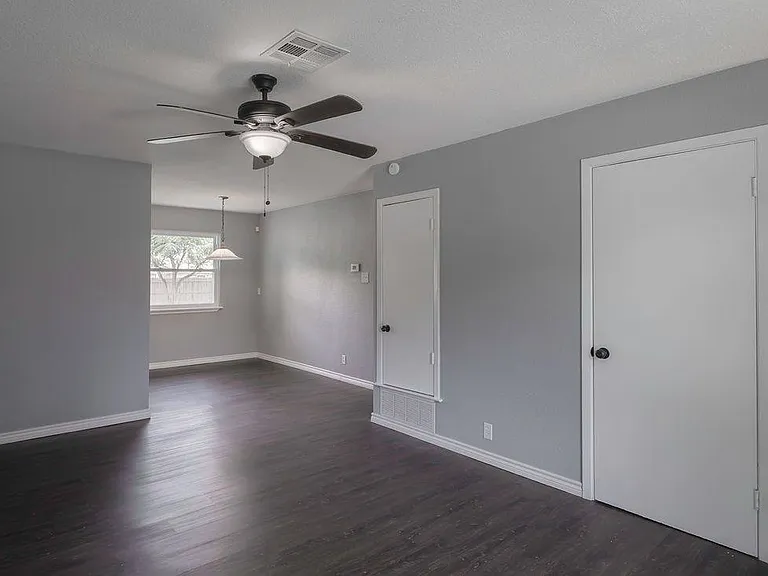 309 Jeanette Dr — Photo 5