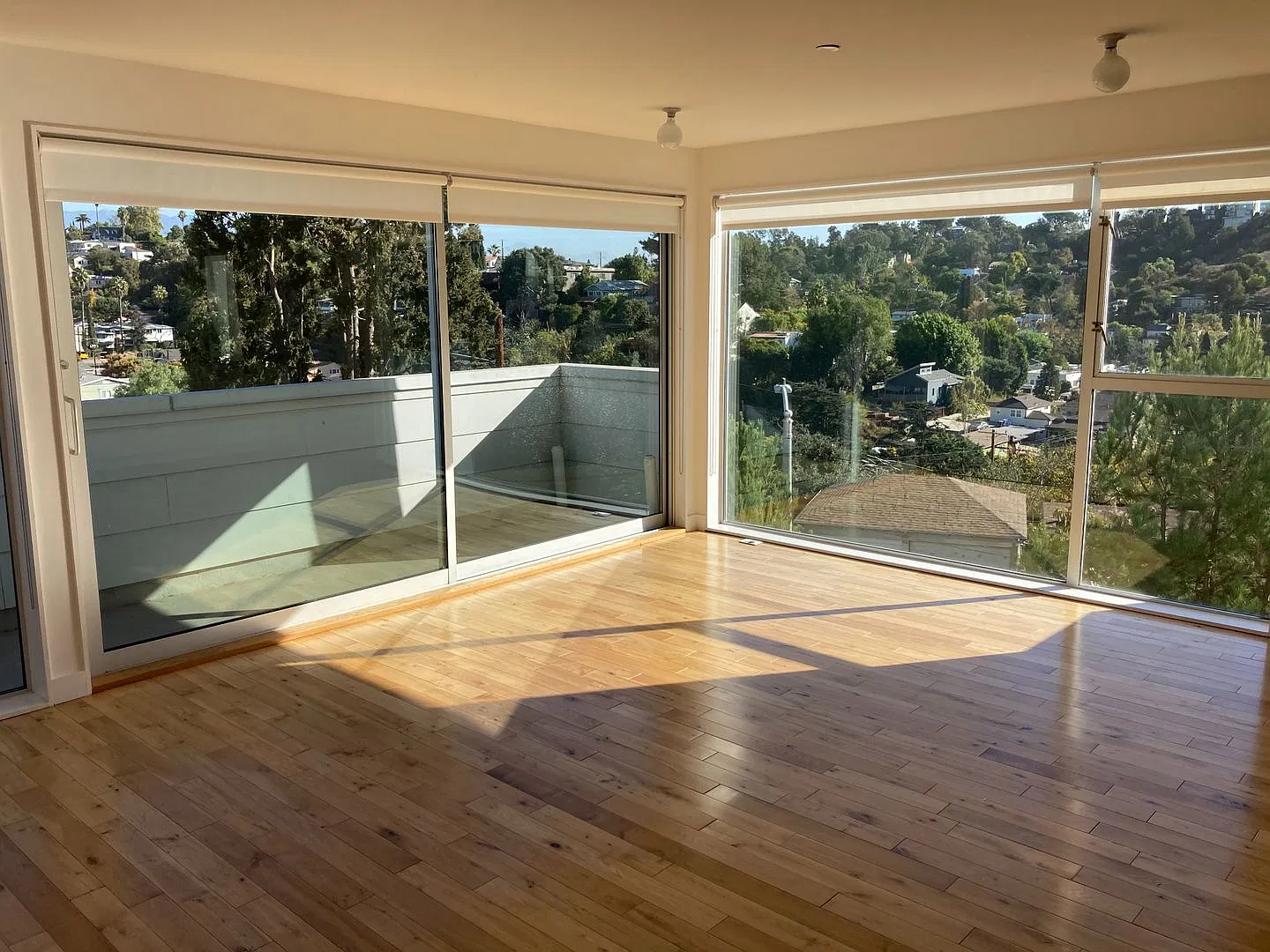 Modern Architectural Townhome Near Dodger Stadium - Echo Park - $4,995/Month — Photo 1