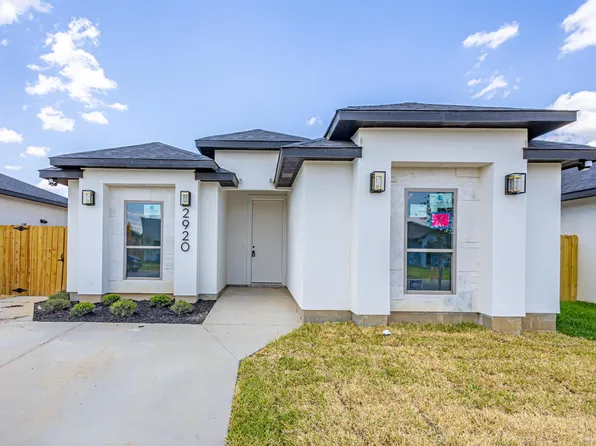 2920 Earthhaven Dr, Laredo, TX 78046
