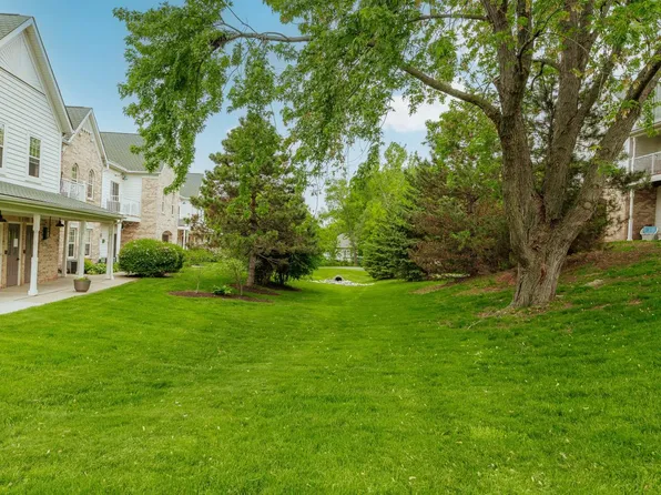 2718 Northview ROAD #16, Waukesha, WI 53188