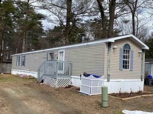 78 Woodland Shores Dr, Colchester, VT 05446