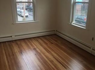 32 Ward St APT 1F, Salem, MA 01970