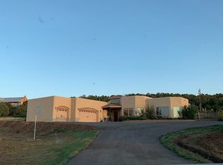 285 Grand View Ct, Tijeras, NM 87059
