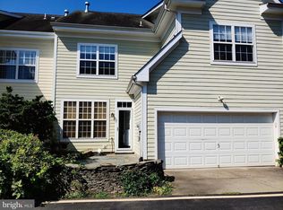 808 Monument Ave, Woodbridge, VA 22191