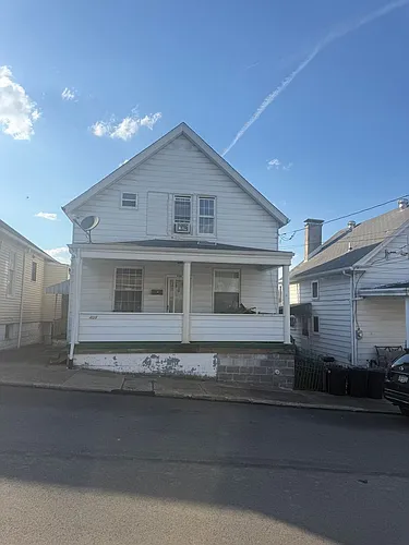 408 Parkinson St Photo 1