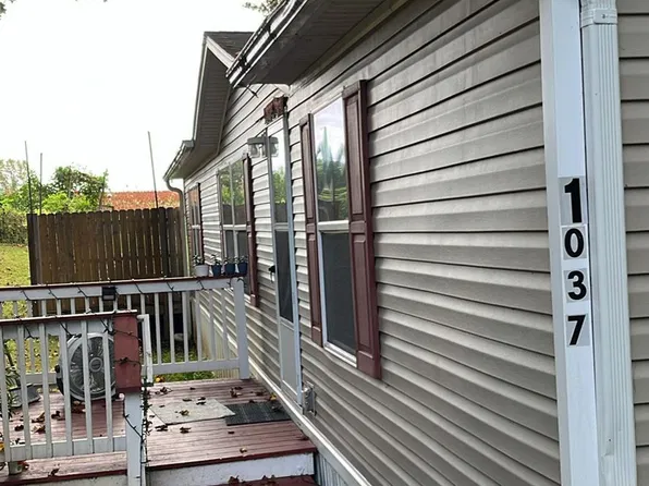 1037 Pine Dr, West Chester, PA 19380