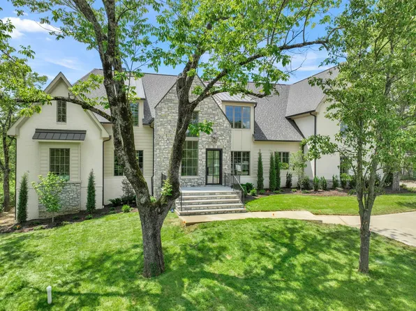 649 Brook Hollow Rd, Nashville, TN 37205
