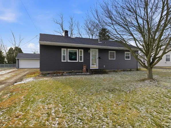 1121 Overlook Dr, Ashland, OH 44805