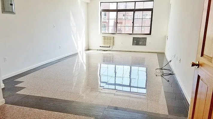 Rented by Azure Realty NY LLC | media 7