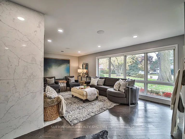 3 Twyford Ct — Photo 4