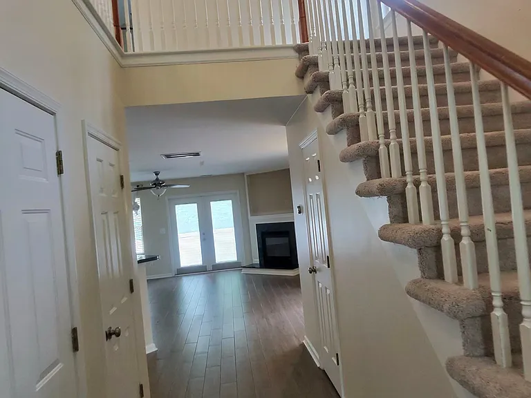 105 Chardonnay Rd — Photo 4