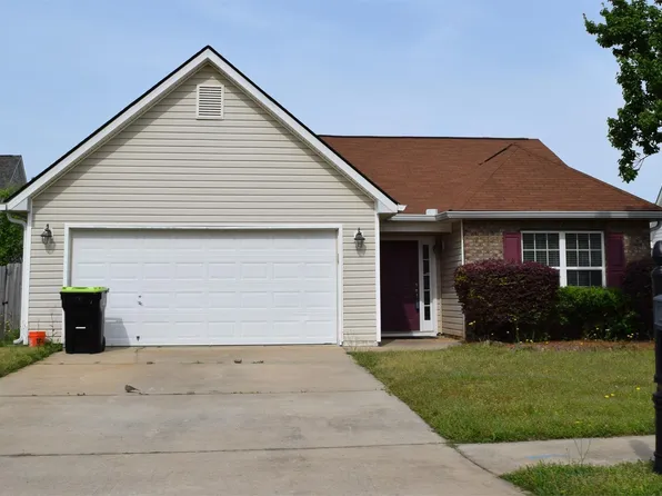 113 Faybrook Dr, Byron, GA 31008