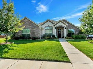 550 Ascot Way, Azle, TX 76020