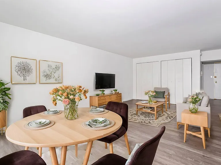 88 Fulton St #711 — Photo 1