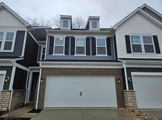 3376 Abberley Dr, New Albany, OH 43054