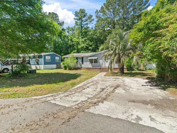 718 Reef Rd., Myrtle Beach, SC 29588