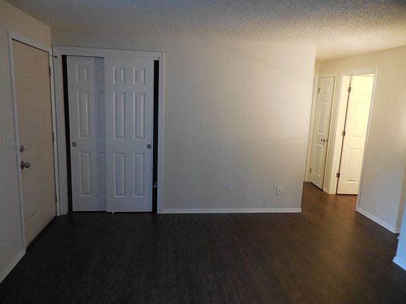 5th image of 1132 Neil St NE APT 1