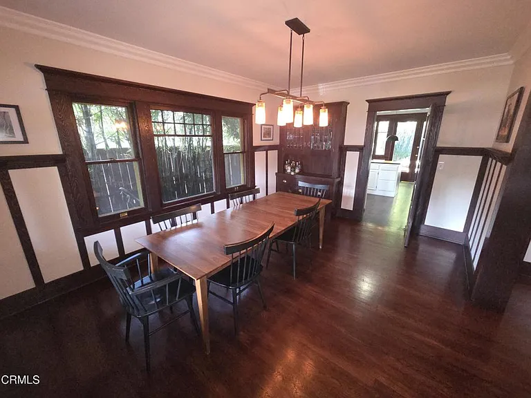 126 N Meridith Ave — Photo 5