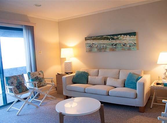 2nd image of 560 Pleasure Pier Blvd APT 206