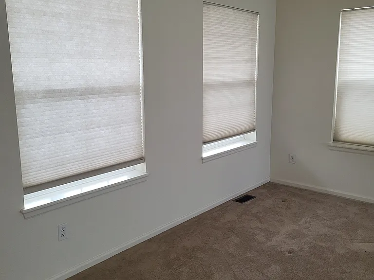 9418 Burgundy Cir — Photo 7