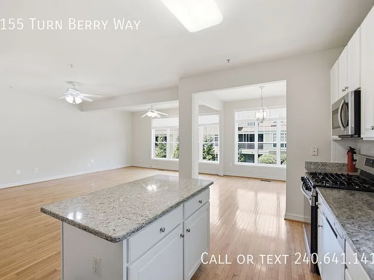 2155 Turnberry Way — Photo 13