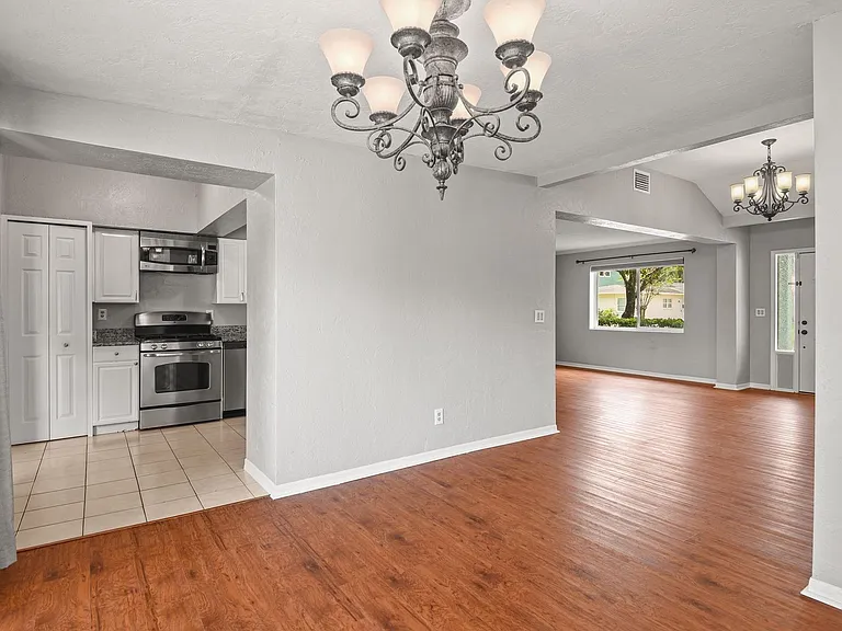 2607 Elizabeth Ave — Photo 13
