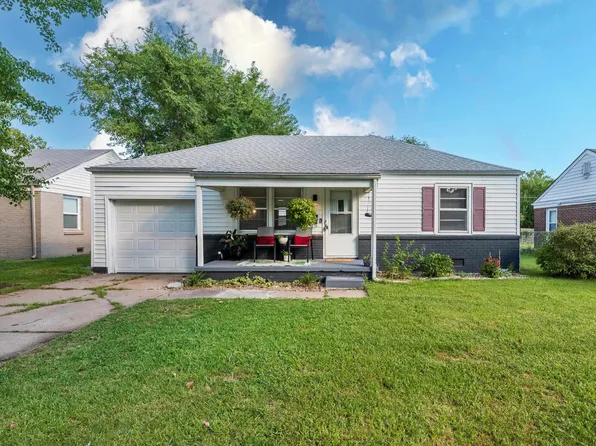 650 S Drury Ln, Wichita, KS 67207