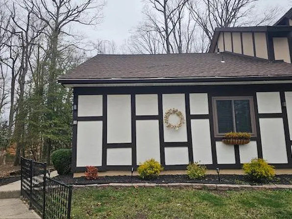 8 Sycamore Ct, Lumberton, NJ 08048