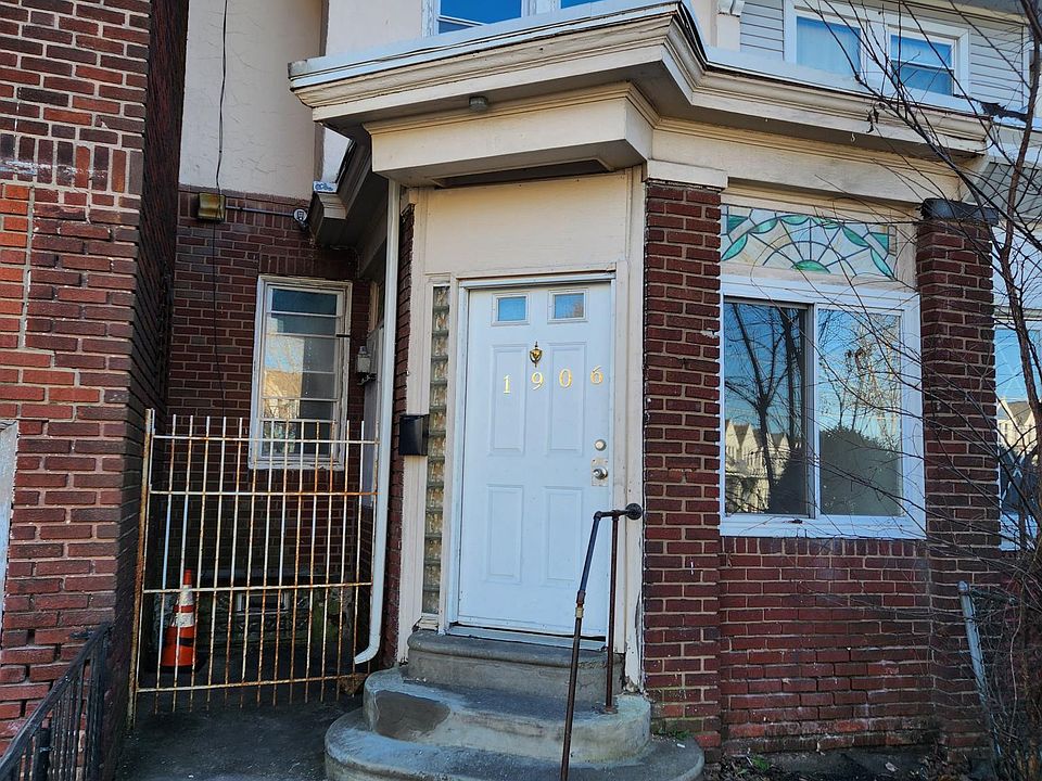 1st image of 1906 W Godfrey Ave