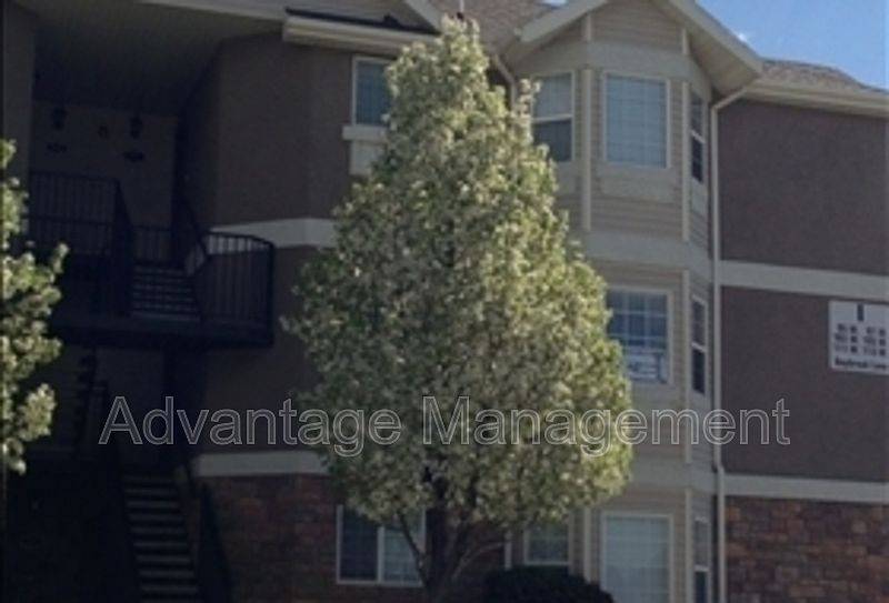 1st image of 105 W Daybreak Ln