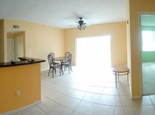 6944 SW 39th St #102B, Davie, FL 33314