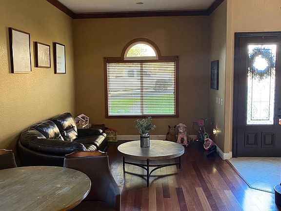 Living / Dining room