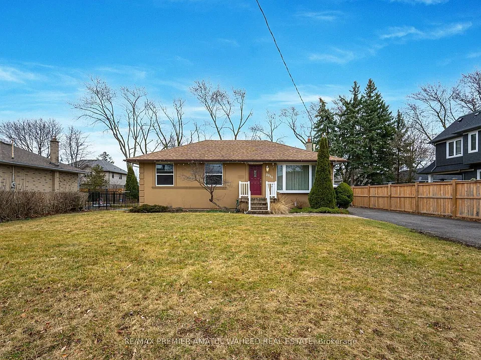 2036 Constance Dr