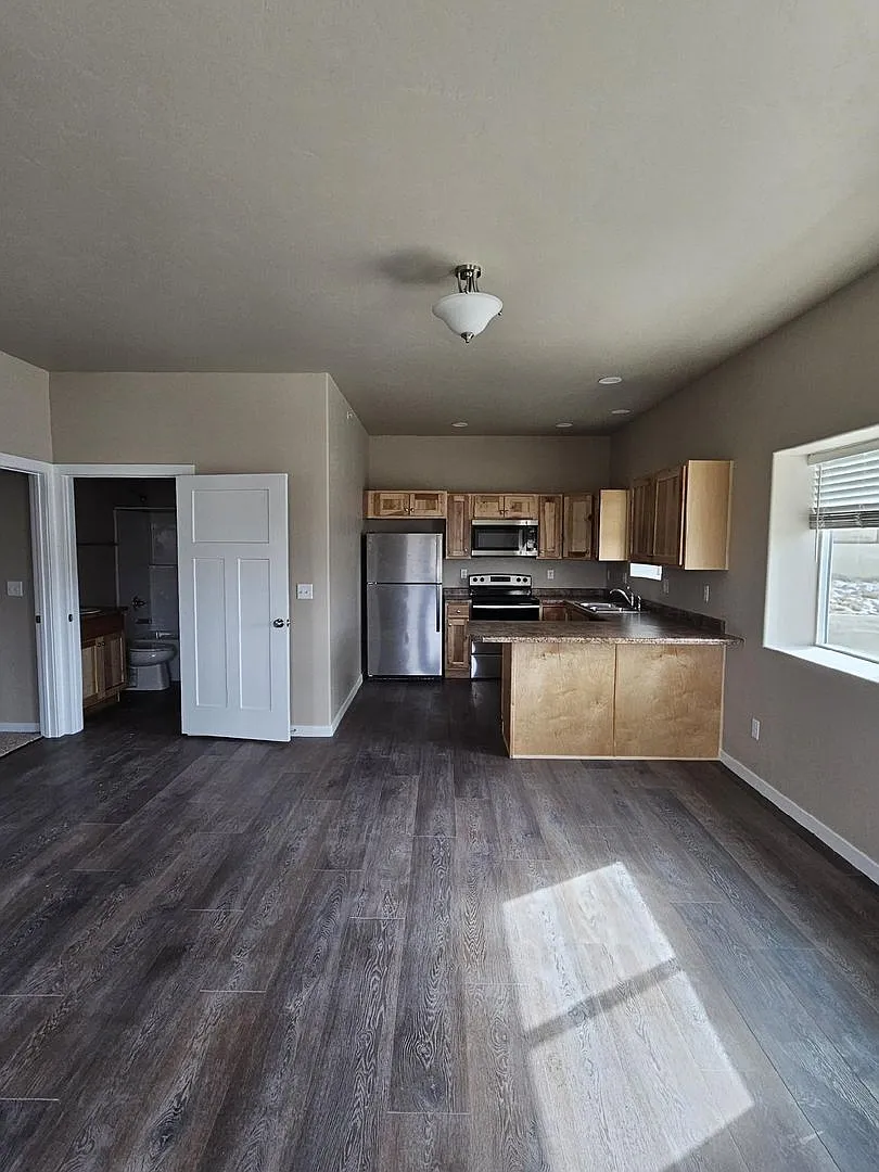 1550 Aryn Lane — Photo 1