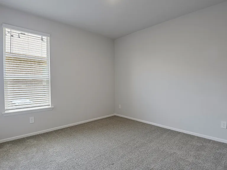 8620 High Hill Dr — Photo 12