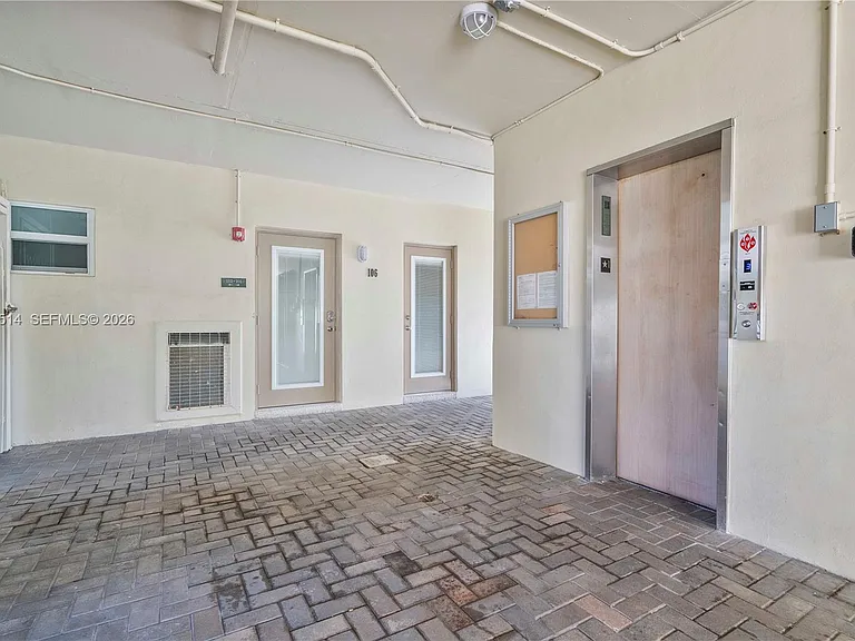 2600 Diana Dr #311 — Photo 28