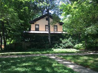 1206 Hinman Ave, Evanston, IL 60202