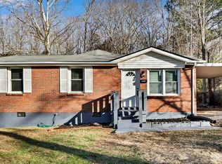 825 E Happy Hollow Dr, Clarksville, TN 37040